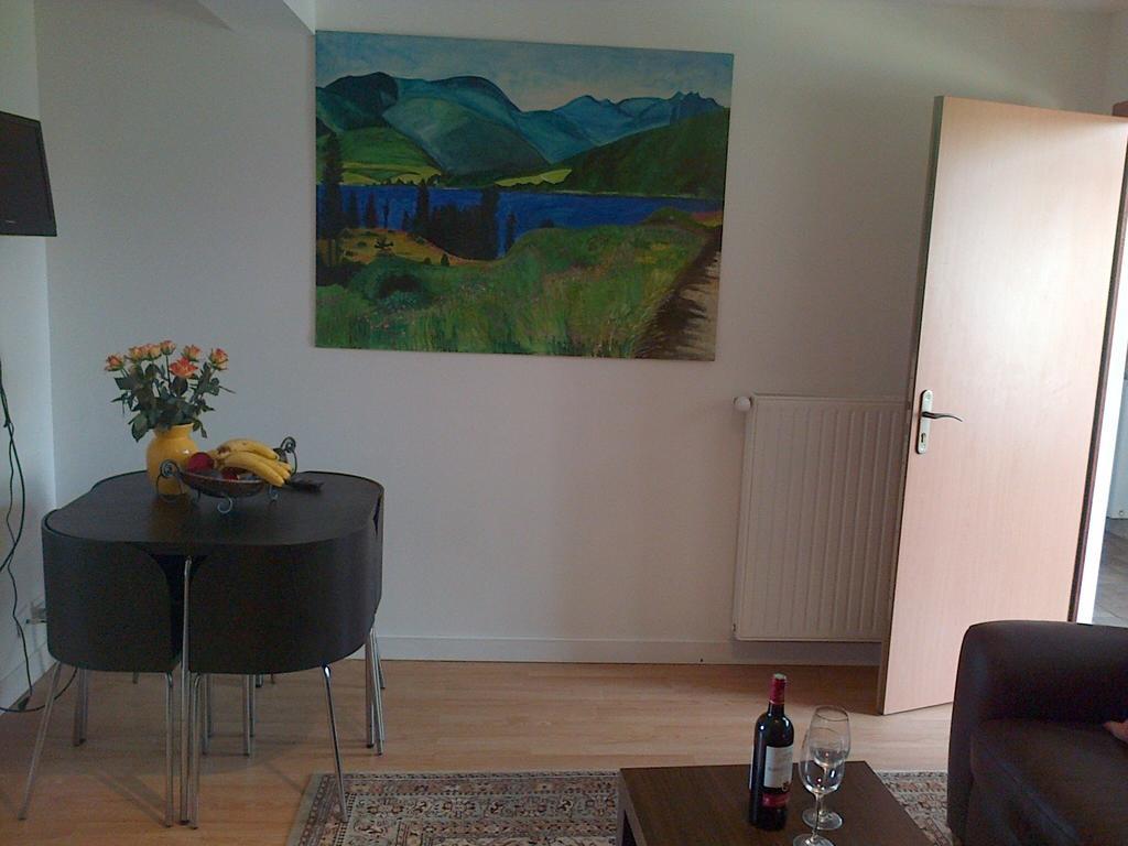 Ferienwohnung Au Pied de la Roche Zimmer foto